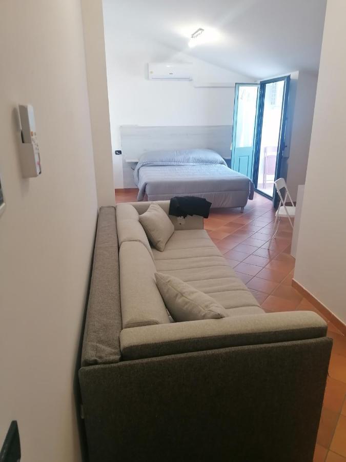 Hotel Posidonia سابري المظهر الخارجي الصورة